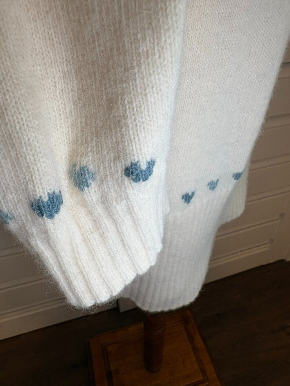 Vintage Made in Italy Wool Angora Bunny Heart Mock Neck Cottagecore Sweater S - Picture 10 of 13